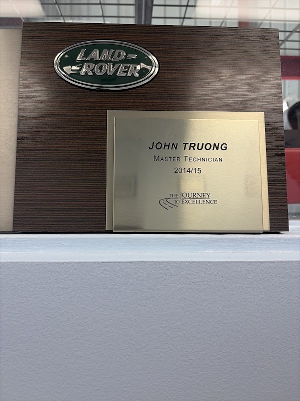 Land Rover Master Certified